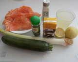Foto del paso 1 de la receta: Salmón espolvoreado al horno y salsa de pescado ideal