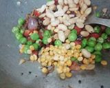 A picture of step 4 of Vegetable upma.