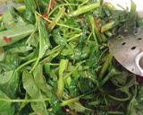 Foto langkah ke 3 dari resep Kangkung Balacan.