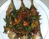 Foto langkah ke 4 dari resep Ikan Kembung Cabe Ijo.