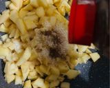 Foto langkah ke 2 dari resep 284. Apple Crumble.
