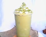 Foto langkah ke 4 dari resep Matcha Frappucino.