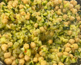 Foto del paso 7 de la receta: Garbanzos con Calabacín
