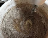 Foto del paso 4 de la receta: Bizcocho de yogur de galleta