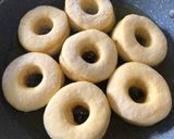 Foto langkah ke 3 dari resep Donat kentang.