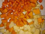 Costeletas de cerdo con ensalada de papa