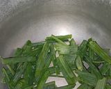 Foto langkah ke 1 dari resep Daun bawang kering (dry leek).