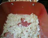 Foto del paso 2 de la receta: Tallarines de pollo con salsa rosa!