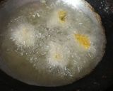 A picture of step 5 of Moong Dal Bhajiya/Pakoras.