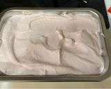 Foto langkah ke 3 dari resep Strawberry Yoghurt Cheese Ice Cream (Remake Resep Pertama).