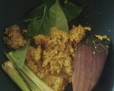 Foto langkah ke 4 dari resep Ayam Ungkep Bumbu Kuning.