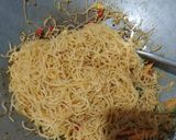 Foto langkah ke 4 dari resep Bihun goreng rendang.