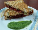 A picture of step 2 of Healthy beetroot sandwich.