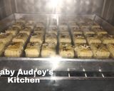 Foto langkah ke 7 dari resep Garlic Cheese Cookies.