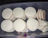 Foto del paso 4 de la receta: Alfajores de maicena medianos