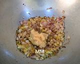 A picture of step 4 of Bhindi/Okra Gravy Masala.