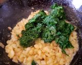 Foto del paso 2 de la receta: Merluza en salsa muy verde