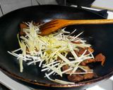 韭黃炒三層肉的食譜步驟4照片
