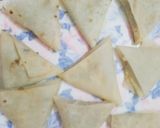 A picture of step 5 of Qeema samosa.