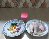Foto langkah ke 1 dari resep Ayam ukep bumbu kare.