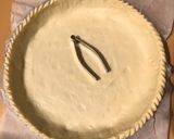 Une image de l'étape 2 de Tarte à la rhubarbe meringuée.