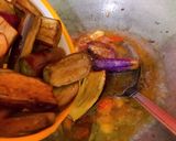 Foto langkah ke 2 dari resep Semur Terong Bumbu Iris.