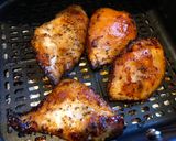รูปขั้นตอนการทำที่ 2 ของ ไก่อบน้ำผึ้ง (airfryer) กับข้าวไรซ์เบอร์รี่