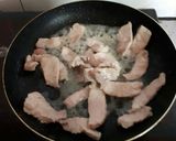 Hình bước làm 3 của món Thịt lợn xào nấm hương khô