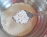 A picture of step 2 of गुजराती खमन ढोकला.