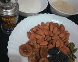 A picture of step 4 of Almond Rice kheer.