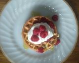 Foto langkah ke 4 dari resep Waffle Topping Raspberry.