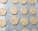 Foto del paso 2 de la receta: Ischler (galletas con masa de nuez tostada)