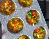 Foto langkah ke 3 dari resep Vegetable Egg Muffins.