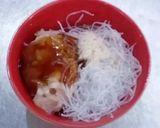 รูปขั้นตอนการทำที่ 3 ของ แกงจืดตำลึงไก่สับเต้าหู้ไข่