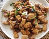 Foto langkah ke 4 dari resep Tumis Tahu Jamur.