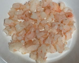 Foto del paso 1 de la receta: Pizzetta de chicharrón de camarones al ajillo con cerveza