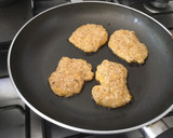 Foto del paso 3 de la receta: Tortitas de plátano macho con amaranto (de una amiga)