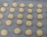 Foto langkah ke 5 dari resep Cheese Ball with Chocolate.
