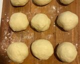 Φωτογραφία βήματος 3 της συνταγής Brioche μπομπάκια πίτσας με τόνο