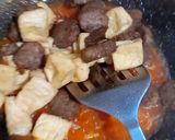 Foto langkah ke 3 dari resep Sosis tahu kuah tomat.