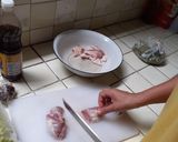 รูปขั้นตอนการทำที่ 1 ของ แกงลาวมะรุมใส่หมู สูตรแม่บ้านปุ๊