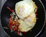 Foto langkah ke 2 dari resep Telor Ceplok Kecap😊.