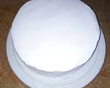 A picture of step 4 of Simple cream cake.