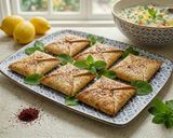 صورة لخطوة 5 من وصفة مثلثات الانتعاش (Crunchy Zesty Triangles) ☀️ سناك صيفي "اختراع" في 10 دقائق!