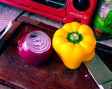 Foto del paso 1 de la receta: Salsa boloñesa con carne hipervita (mezcla carne vegetal)