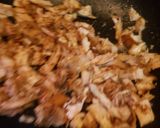 A picture of step 1 of Deep Dish Pizza.