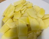 Foto del paso 1 de la receta: Tortilla de patata fit sin aceite🥔