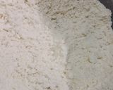 Foto langkah ke 1 dari resep Pastel renyah ekonomis tanpa telur.