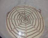 A picture of step 3 of Webbed cake.