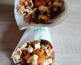 A picture of step 6 of Popcorn bhel.